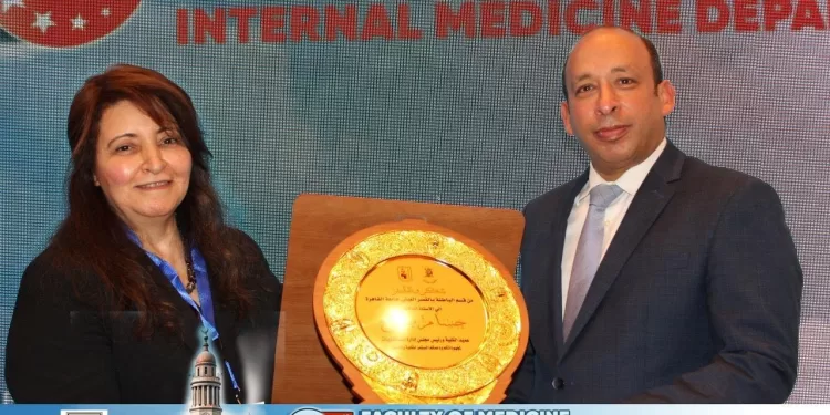 اليوبيل الفضي لمؤتمر قسم الأمراض الباطنة بطب قصر العيني.. ربع قرن من العطاء العلمي والإنساني 1 - جريدة الجمهورية اليوبيل الفضي لمؤتمر قسم الأمراض الباطنة بطب قصر العيني.. ربع قرن من العطاء العلمي والإنساني