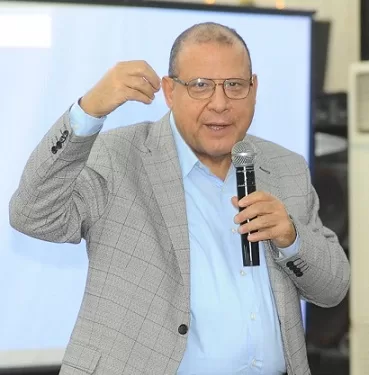 مجدي البدوي يكشف عن التفاصيل.. لماذا تحملت الدولة 12% من الأجر التأميني للعمالة غير المنتظمة؟ 1 - جريدة الجمهورية مجدي البدوي يكشف عن التفاصيل.. لماذا تحملت الدولة 12% من الأجر التأميني للعمالة غير المنتظمة؟