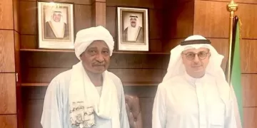 «الدخيري» ووزير الكهرباء والماء الكويتي يبحثان تفعيل العمل بالمكتب الإقليمي لـ «العربية للتنمية الزراعية»