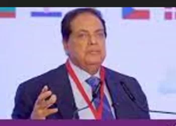 أبو العينين: الرئيس السيسي جسَّد برؤيته المتوازنة التزام مصر التاريخي بحماية الأمن الإقليمي ودعم الحلول السياسية
