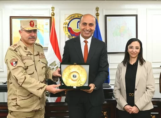 عازر  تستقبل مدير جمعية المحاربين القدماء وتؤكد …  دعم أبطال الوطن وأسر الشهداء واجب وطني