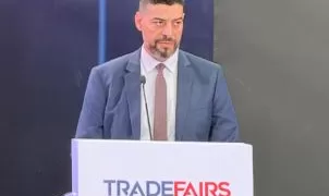 نيابة عن محافظ البنك المركزي.. «محمد عامر» يلقي كلمة في مؤتمر المدفوعات الرقمية «PAFIX»