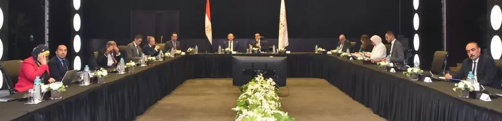 وزارة الاستثمار تطلق «منصة إلكترونية» موحدة لتعزيز نفاذ الصادرات المصرية للأسواق العالمية 2 - جريدة الجمهورية 1 185 - جريدة الجمهورية