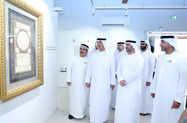 في قلب الشارقة.. «ساحة الخط» تحتضن 8 معارض لـ70 مبدعًا عالميًا ضمن مهرجان الفنون الإسلامية 2 - جريدة الجمهورية 108A0974 - جريدة الجمهورية