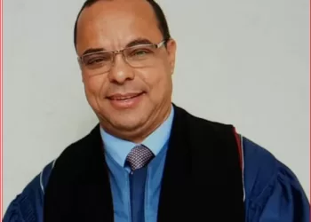 الكنيسة الرسولية تدعو أكثر من 250 سائحاً من جنسيات مختلفة لزيارة المتحف الكبير