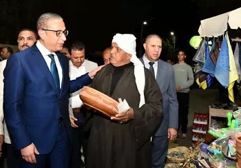 محافظ الفيوم يفتتح مهرجان قرية تونس للحرف اليدوية في دورته الـ12 3 - جريدة الجمهورية محافظ الفيوم يفتتح مهرجان قرية تونس للحرف اليدوية في دورته الـ12