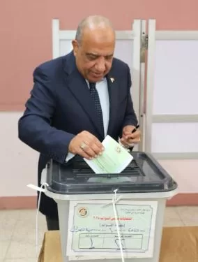 وزير الكهرباء يؤكد أن الانتخابات «واجب وطني» ويعلن تأمين التغذية بكافة المقار 1 - جريدة الجمهورية وزير الكهرباء يؤكد أن الانتخابات «واجب وطني» ويعلن تأمين التغذية بكافة المقار