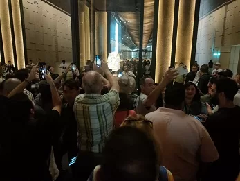 بمشاركة جماهيرية غير مسبوقة.. «المتحف المصري الكبير» يختبر خدمة الدليل الصوتي الجديدة 5 - جريدة الجمهورية 2 17 - جريدة الجمهورية