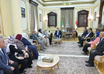 جامعة القاهرة تستقبل وفدًا من «ضمان الجودة» لدراسة اعتماد المعهد القومي للأورام