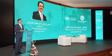 د. ناصر القحطاني يدعو لتعزيز التعاون بين المؤسسات العلمية لحماية المخطوطات وإتاحتها رقميًّا