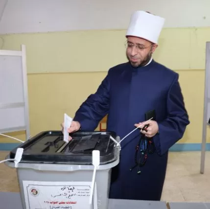 بعد الإدلاء بصوته.. «وزير الأوقاف» يدعو الناخبين والمرشحين لإعلاء مصلحة الوطن 3 - جريدة الجمهورية 3 113 - جريدة الجمهورية