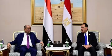 مدبولي يؤكد لـ بن بريك دعم مصر للحكومة الشرعية ولتحقيق الأمن والاستقرار في اليمن الشقيق