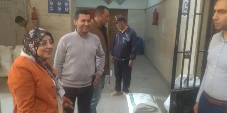 حملة بيئية.. «يد واحدة لآداب أرقى» بكلية آداب بني سويف