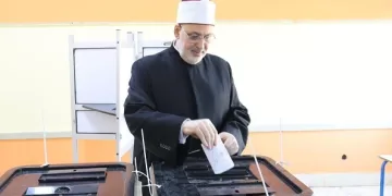 وكيل الأزهر خلال إدلائه بصوته: المواطن يعرف أهمية الانتخابات
