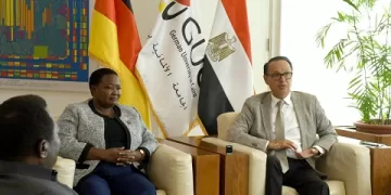 رئيسة وزراء أوغندا تزور «الجامعة الألمانية» بالقاهرة لتعزيز التعاون الأكاديمي