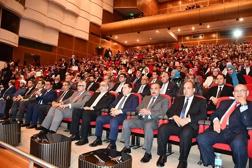وزيرا التعليم العالي والأوقاف يشاركان في ندوة « صحح مفاهيمك » بجامعة حلوان 11 - جريدة الجمهورية 6 32 - جريدة الجمهورية