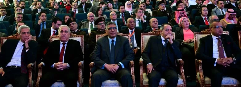 «رئيس الوزراء» يشارك في احتفالية الذكرى السادسة لمنظومة التأمين الصحي الشامل.. وتكريم الرواد الأوائل 6 - جريدة الجمهورية 7 42 - جريدة الجمهورية