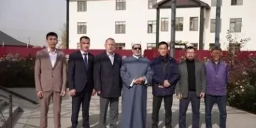 رئيس الجامعة المصرية للثقافة الإسلامية بكازاخستان يفتتح مدرسة إعدادية جديدة للبنات