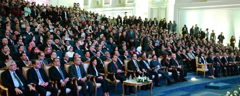 «رئيس الوزراء» يشارك في احتفالية الذكرى السادسة لمنظومة التأمين الصحي الشامل.. وتكريم الرواد الأوائل 7 - جريدة الجمهورية 8 36 - جريدة الجمهورية