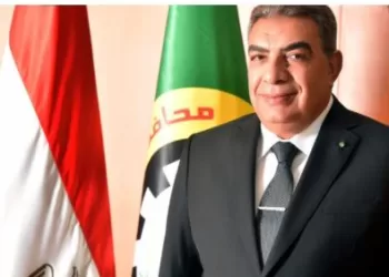 محافظ الدقهلية يتفقد منظومة النظافة بشوارع «المنصورة» و«طلخا»