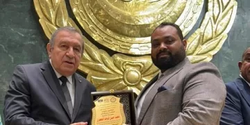 الجامعة العربية وسفارة السودان بالقاهرة تطلقان مبادرة «إسناد» وتكرّمان رموز العطاء الإنساني