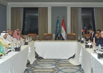 وزير الاستثمار يبحث مع مسئولين سعوديين تعزيز التعاون الاستثماري والتجارى بين البلدين 2 - جريدة الجمهورية وزير الاستثمار يبحث مع مسئولين سعوديين تعزيز التعاون الاستثماري والتجارى بين البلدين