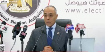 الوطنية للانتخابات: في اليوم الثاني طوابير المصريين بالخارج أقوى رسالة على حب واستقرار الوطن