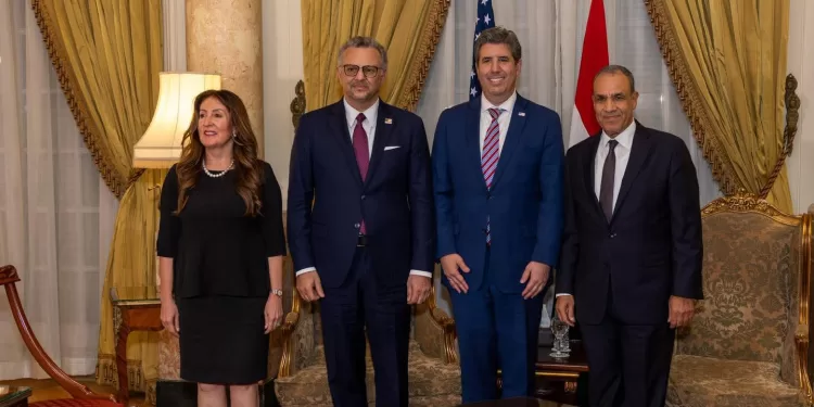 سفارة أمريكا بالقاهرة: شراكتنا مع مصر تؤكد عزمنا المشترك على تعزيز الاستقرار والفرص في مختلف أنحاء إفريقيا 1 - جريدة الجمهورية سفارة أمريكا بالقاهرة: شراكتنا مع مصر تؤكد عزمنا المشترك على تعزيز الاستقرار والفرص في مختلف أنحاء إفريقيا