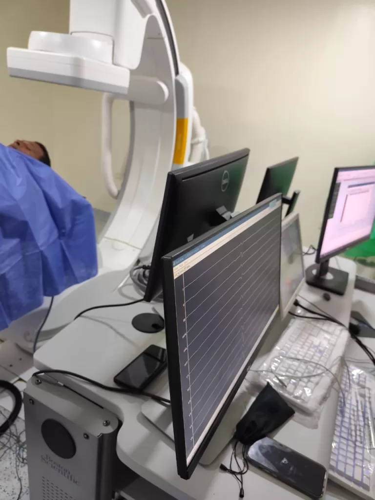 IMG 20251102 WA0104 - جريدة الجمهورية