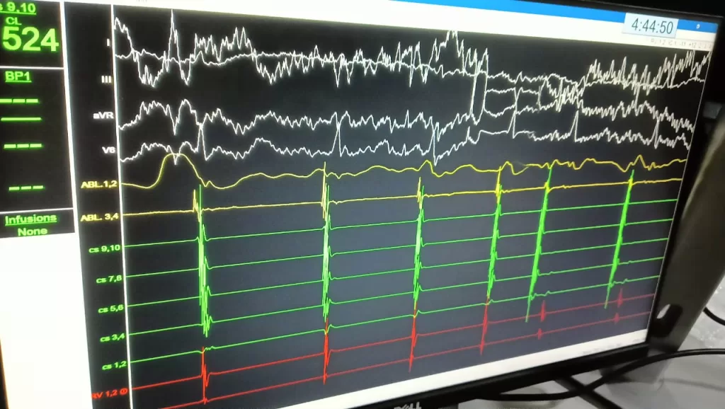IMG 20251102 WA0107 - جريدة الجمهورية