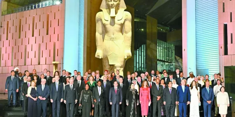 المصريون فخرًا بليلة العظماء: مصر أم الدنيا .. مفيش زيها 1 - جريدة الجمهورية خليفة «فيريرا» المدرب المحلى الأقرب فى ظل الأزمة المالية