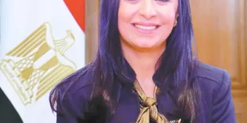 خليفة «فيريرا» المدرب المحلى الأقرب فى ظل الأزمة المالية