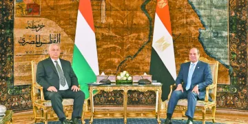 خليفة «فيريرا» المدرب المحلى الأقرب فى ظل الأزمة المالية