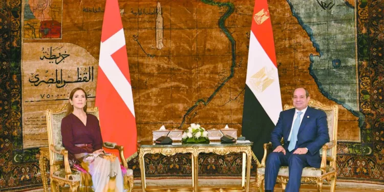 خليفة «فيريرا» المدرب المحلى الأقرب فى ظل الأزمة المالية