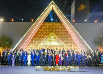 فى عشرين يومًا.. جاء العالم إلينا مرتين 2 - جريدة الجمهورية بيراميدز يخطط للبطولة الثالثة