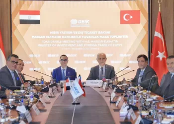 خلال لقائه محافظ الدقهلية..«عبداللطيف»: المعلم الركيزة الأساسية في العملية التعليمية