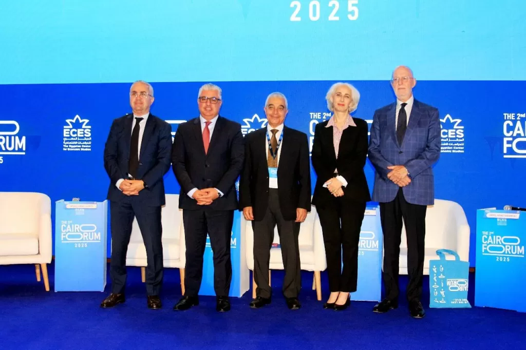 «مساعد وزير الاستثمار »: الدولةتعمل على استثمار الفرص التي ظهرت وسط التحديات الاقتصادية العالمية 2 - جريدة الجمهورية IMG 20251104 WA0044 - جريدة الجمهورية