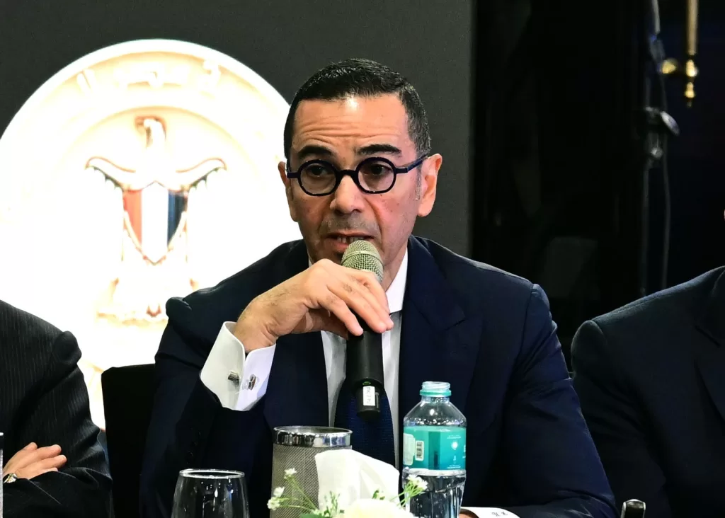 بحضور رئيس الجمهورية القيرغيزية و«مدبولي».. «الاستثمار» تستضيف المائدة المستديرة الاقتصادية بين البلدين 2 - جريدة الجمهورية IMG 20251105 WA0044 - جريدة الجمهورية