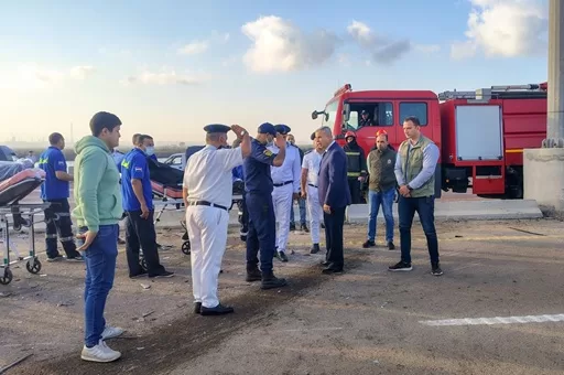 تفحم 3 وإصابة رابع: حريق مروع يلتهم سيارة ملاكي غرب الإسكندرية.. والطب الشرعي ينتدب لبيان الوفاة 1 - جريدة الجمهورية تفحم 3 وإصابة رابع: حريق مروع يلتهم سيارة ملاكي غرب الإسكندرية.. والطب الشرعي ينتدب لبيان الوفاة