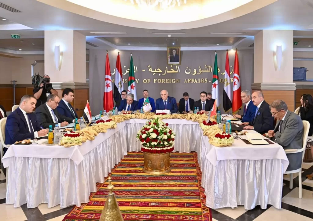 رسالة مصر من الجزائر: لا حل في ليبيا إلا بخروج المرتزقة وتوحيد المؤسسات 3 - جريدة الجمهورية IMG 20251106 WA0082 - جريدة الجمهورية