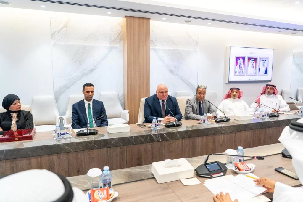 لتعزيز التعاون التشريعي والنقابي: وفد نقابة المحاكم يختتم زيارته للبحرين بتبادل الدروع مع مجلس النواب 5 - جريدة الجمهورية IMG 20251106 WA0093 - جريدة الجمهورية
