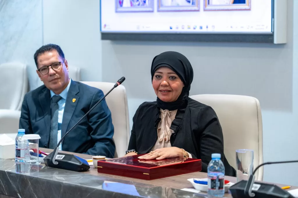 لتعزيز التعاون التشريعي والنقابي: وفد نقابة المحاكم يختتم زيارته للبحرين بتبادل الدروع مع مجلس النواب 2 - جريدة الجمهورية IMG 20251106 WA0096 - جريدة الجمهورية