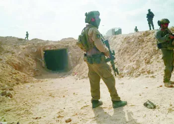 الاحتلال يواصل خرق وقف إطلاق النار فى «خان يونس» 3 - جريدة الجمهورية السوبر لـ«السوبر» الأهلى والزمالك قمة جماهيرية فى الأراضى الإماراتية