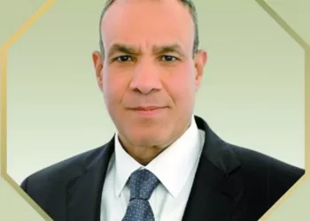 7 أرقام جديدة لـ «النسر الأحمر»