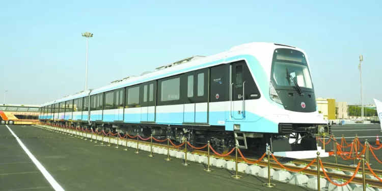 7 أرقام جديدة لـ «النسر الأحمر»