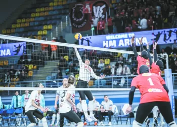 طائرة سيدات الزمالك تستعد لكأس العالم للأندية 4 - جريدة الجمهورية حمدى فتحى على الأبواب.. و«الكرواتى» يطلب 3 صفقات