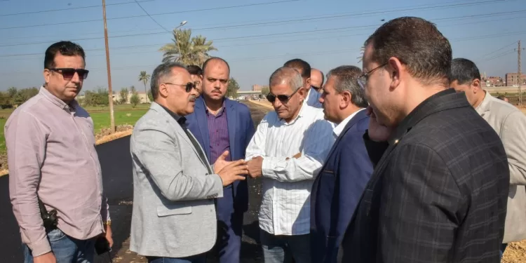 بتكلفة 30 مليون جنيه: رصف وتطوير طريق النكارية في الشرقية 1 - جريدة الجمهورية بتكلفة 30 مليون جنيه: رصف وتطوير طريق النكارية في الشرقية