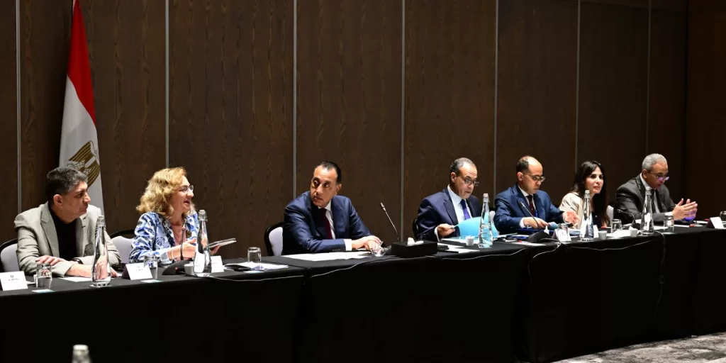 رئيس الوزراء يعلن التطلع لتشكيل مجلس أعمال مشترك مع جنوب أفريقيا لدعم الاستثمار والتبادل التجاري 8 - جريدة الجمهورية IMG 20251121 WA0045 - جريدة الجمهورية