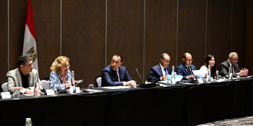 رئيس الوزراء يعلن التطلع لتشكيل مجلس أعمال مشترك مع جنوب أفريقيا لدعم الاستثمار والتبادل التجاري 9 - جريدة الجمهورية IMG 20251121 WA0046 - جريدة الجمهورية