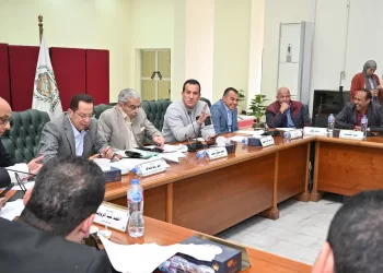 مجلس أمناء العاشر من رمضان يستعرض استعدادات شهر رمضان والانتخابات البرلمانية